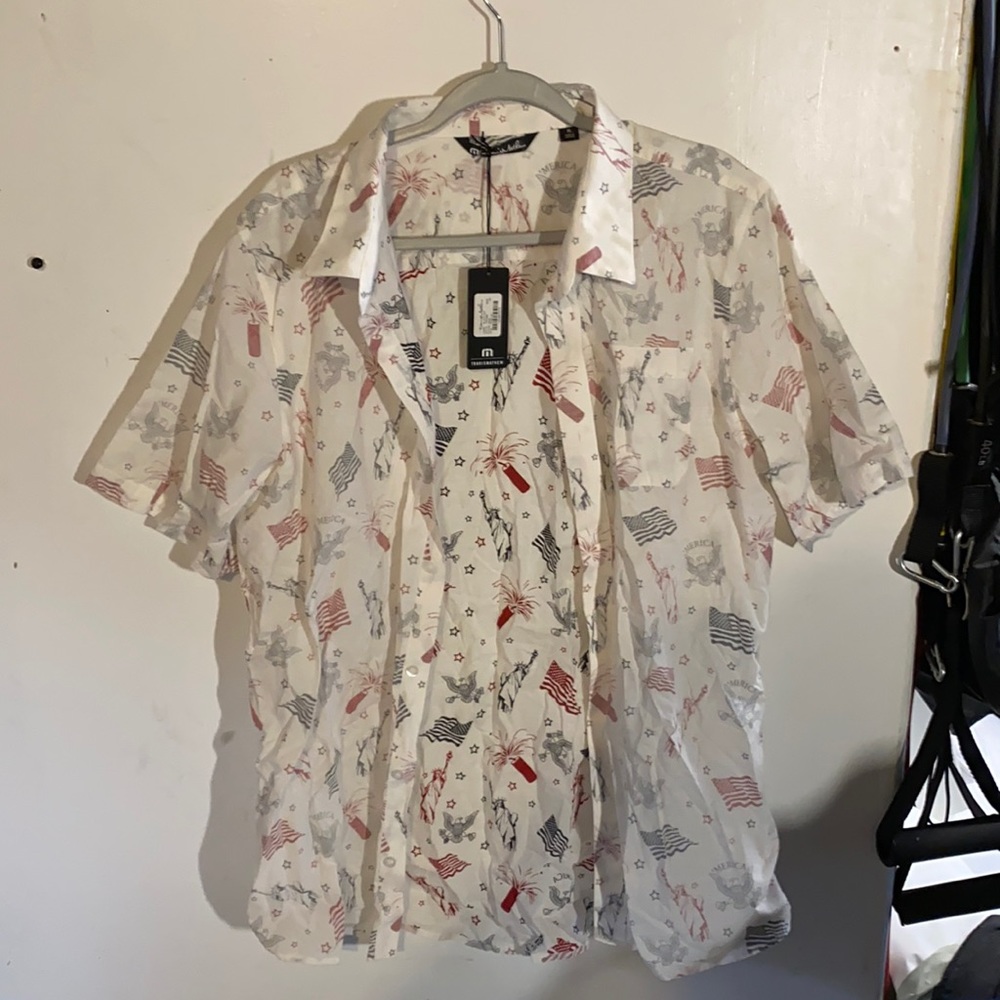 New Travis Mathew button up - Picture 1 of 4